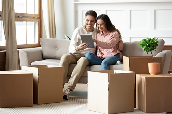 Tips And Checklist – Everything You Must Know | Long Distance Moving Companies | Article Thumbnail